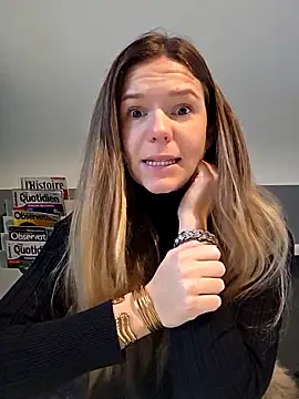 lucie mehott online show from December 2, 8:30 am