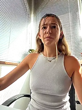 lucie mehott online show from July 23, 8:45 am