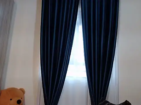 Snapshot of TeenieReeny chatting on October 7, 1:41 pm TeenieReeny online show from October 7, 1:41 pm