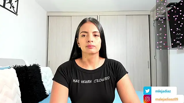 MalejaDiaz  online show from February 21, 2:48 pm