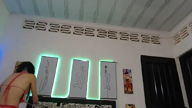 Rihana14 online show from January 24, 8:00 pm