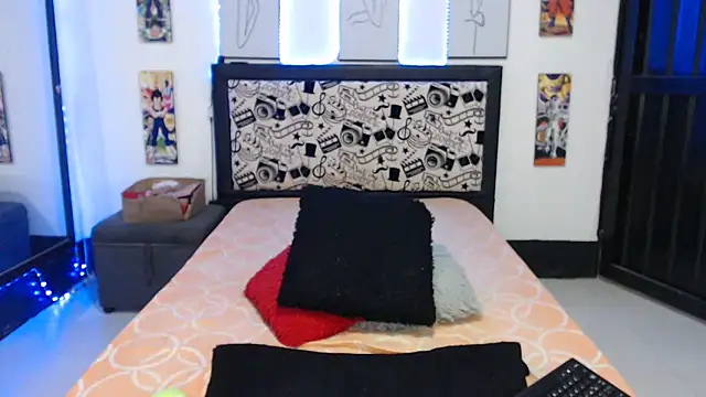 Rihana14 online show from February 18, 8:58 pm