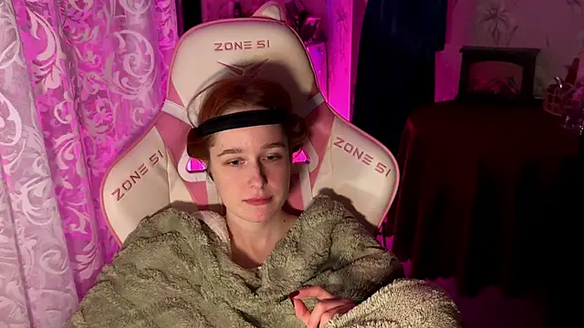 pearl princess  online show from October 15, 11:05 pm