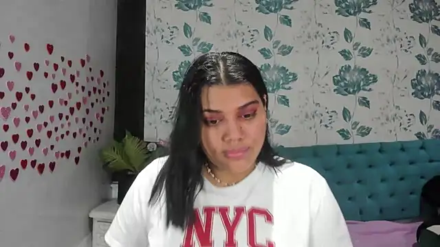 LindaBreeS online show from February 16, 4:42 pm