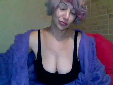 Lorie Carrie online show from December 29, 3:35 pm