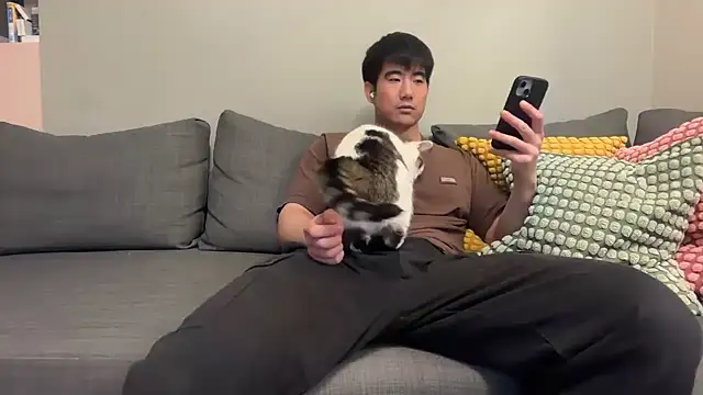 jungcock3210 online show from January 7, 3:25 pm