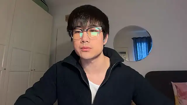 jungcock3210 online show from February 16, 2:46 pm