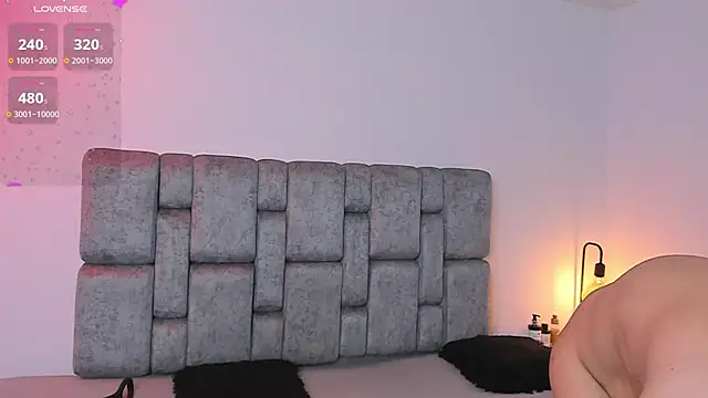 Snapshot of jhotta_fox chatting on July 9, 10:08 am jhotta fox online show from July 9, 10:08 am