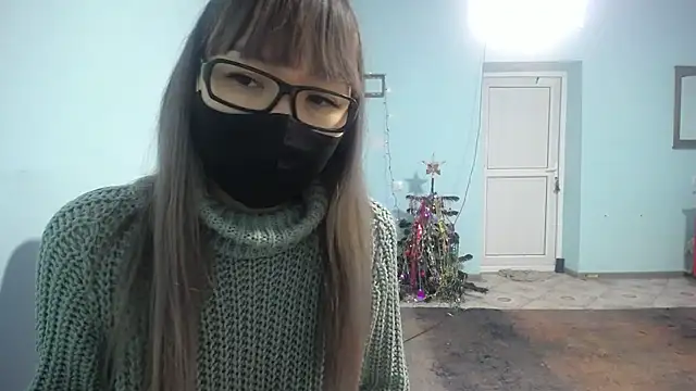 elllaaxx online show from January 6, 6:36 am