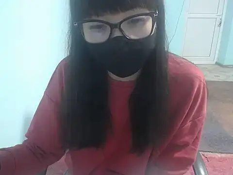 elllaaxx online show from May 12, 10:34 am