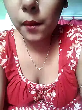 Snapshot of sexyindi_couple chatting on December 29, 7:17 am sexyindi couple online show from December 29, 7:17 am