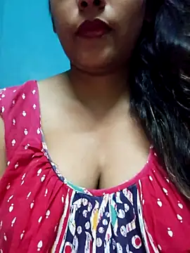 Snapshot of sexyindi_couple chatting on September 10, 2:39 pm sexyindi couple online show from September 10, 2:39 pm