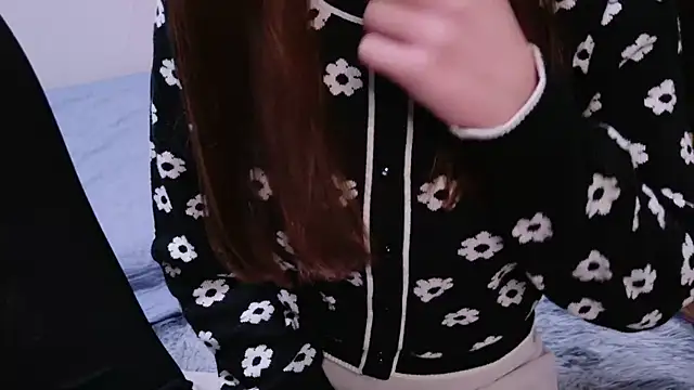 Snapshot of Musabetsu-Ikaseya chatting on February 11, 10:59 am Musabetsu-Ikaseya online show from February 11, 10:59 am