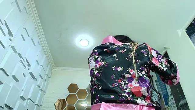 Snapshot of Naughty_Kittenm chatting on February 5, 11:37 am Naughty Kittenm online show from February 5, 11:37 am