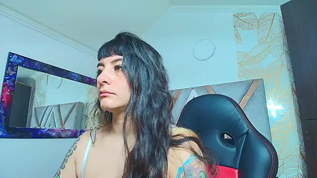 Snapshot of Naughty_Kittenm chatting on February 26, 11:31 am Naughty Kittenm online show from February 26, 11:31 am