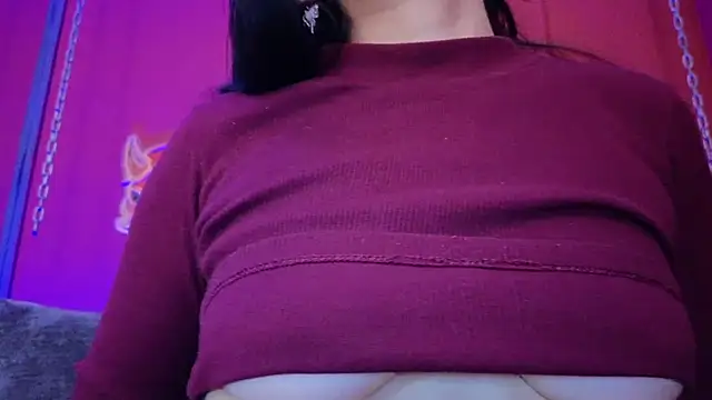 Julieta Russell online show from March 7, 12:02 pm