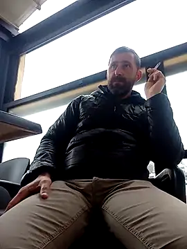 Snapshot of BZHsex chatting on March 4, 8:13 am BZHsex online show from March 4, 8:13 am