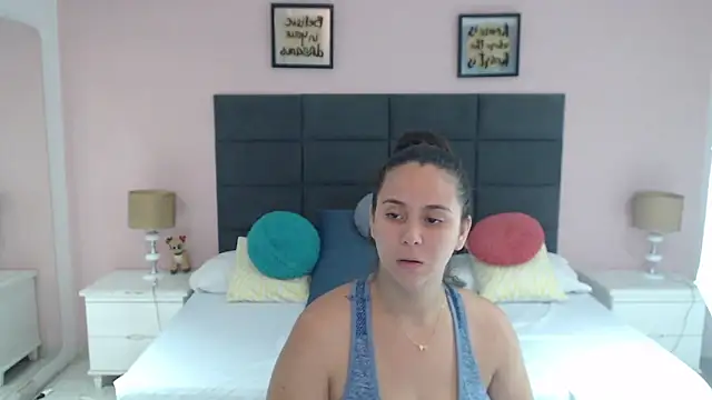 MadisonJenner online show from January 9, 11:25 am