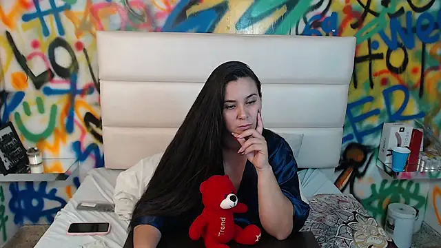 MadisonJenner online show from December 17, 11:55 pm