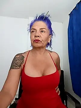 Snapshot of freyadevil333 chatting on January 18, 5:41 am freyadevil333 online show from January 18, 5:41 am