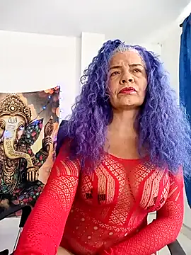 Snapshot of freyadevil333 chatting on February 16, 4:10 pm freyadevil333 online show from February 16, 4:10 pm