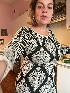 Sunbelxx online show from October 31, 8:37 am