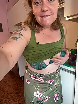 Sunbelxx online show from July 14, 8:52 am