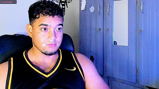 Big furry bear13 online show from February 8, 6:22 am