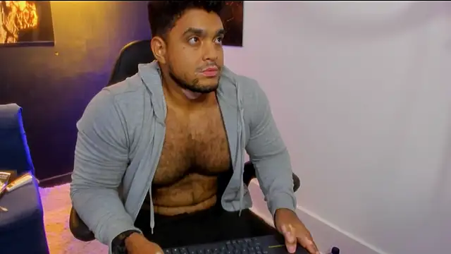 Big furry bear13 online show from November 25, 5:29 am