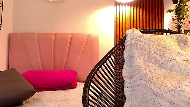 angela santana  online show from January 3, 9:26 pm