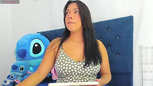 angela santana  online show from January 22, 5:38 pm