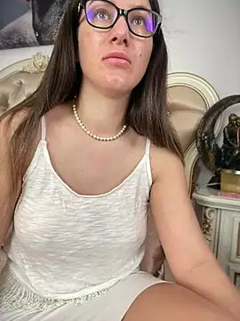 HotXMom online show from April 7, 4:02 am