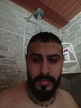 Snapshot of damiancoxz chatting on October 16, 12:22 am damiancoxz online show from October 16, 12:22 am