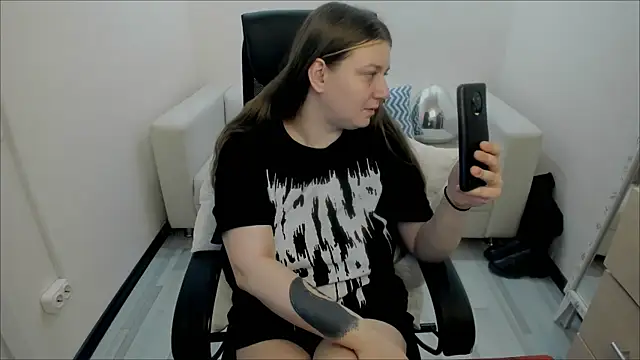 AlisaBacker online show from February 14, 9:21 pm