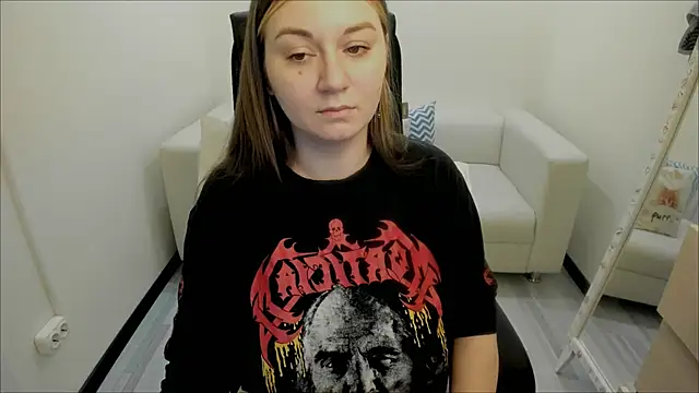 AlisaBacker online show from March 20, 7:35 pm