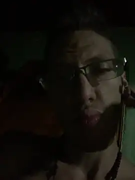 Snapshot of SOYMRX chatting on January 10, 1:10 am SOYMRX online show from January 10, 1:10 am