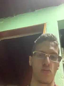 Snapshot of SOYMRX chatting on January 11, 2:41 am SOYMRX online show from January 11, 2:41 am