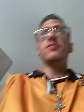 Snapshot of SOYMRX chatting on January 19, 10:39 pm SOYMRX online show from January 19, 10:39 pm