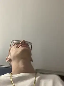 Snapshot of SOYMRX chatting on January 26, 12:26 am SOYMRX online show from January 26, 12:26 am