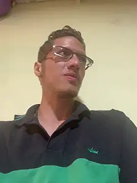 Snapshot of SOYMRX chatting on February 16, 2:53 am SOYMRX online show from February 16, 2:53 am