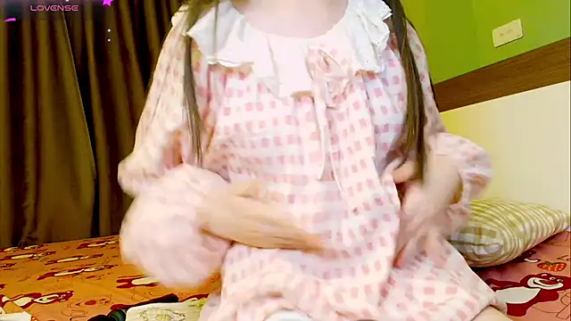 Embez-Damdang online show from March 7, 9:59 pm