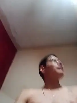 Snapshot of chicovergudo27 chatting on January 26, 4:51 am chicovergudo27 online show from January 26, 4:51 am