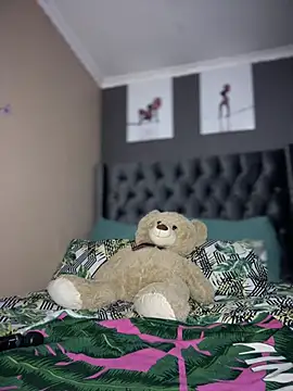 Candy-Heart online show from January 9, 2:09 pm