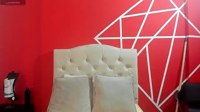 emmars  online show from January 24, 11:12 pm