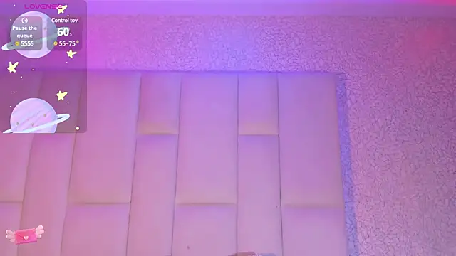 Snapshot of Summer_walkerr chatting on February 13, 12:43 pm Summer walkerr online show from February 13, 12:43 pm