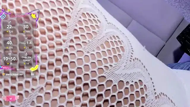 Snapshot of Summer_walkerr chatting on September 27, 12:43 pm Summer walkerr online show from September 27, 12:43 pm