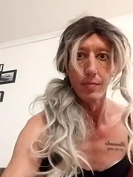 AlexiaXXL online show from December 18, 5:57 am