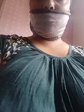 Ivy-09 online show from March 14, 6:30 am