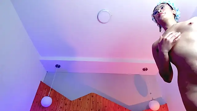 kate evans1 online show from February 13, 5:22 pm