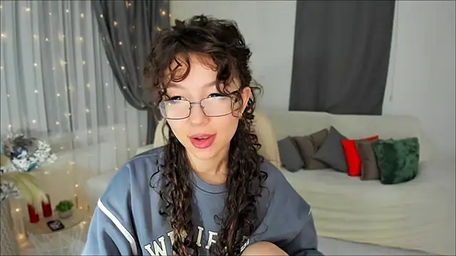 AgnieszkaBanana online show from February 5, 4:06 am